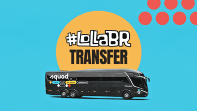 Ilustração com fundo azul claro e um círculo amarelo ao centro. À frente, um ônibus de viagem preto com a marca 